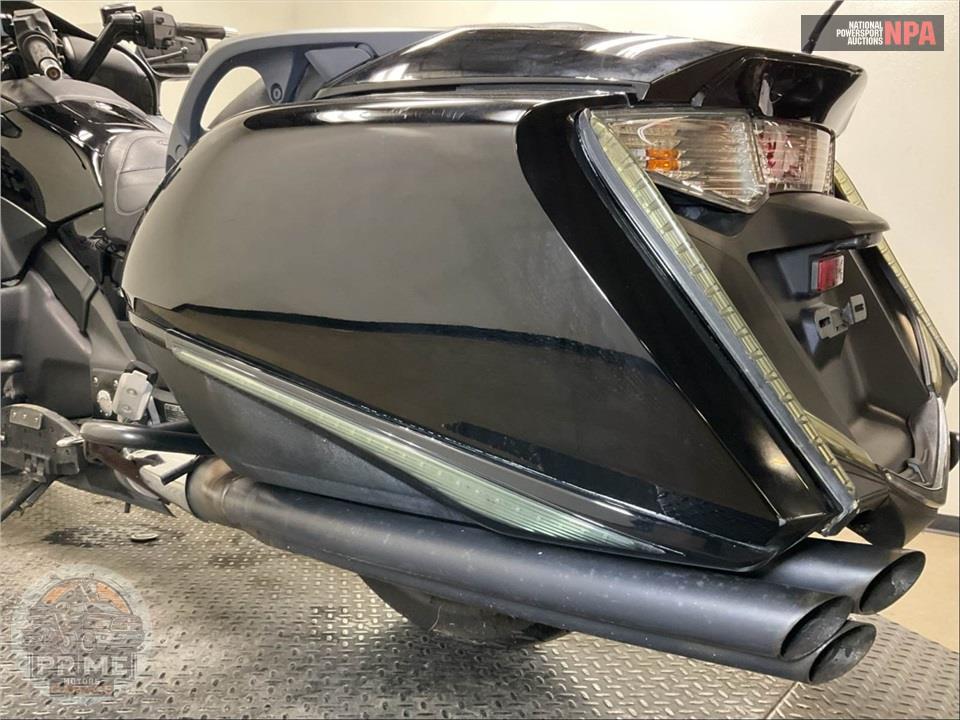 2013 Honda GL1800BD GOLDWING F6B — фото 19