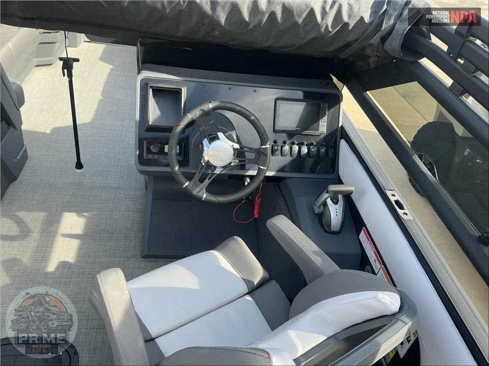 2025 Manitou Pontoon 24 SWITCHBACK CRUISE SERIES L=24/E=1 150HP ROTAX OB — фото 13