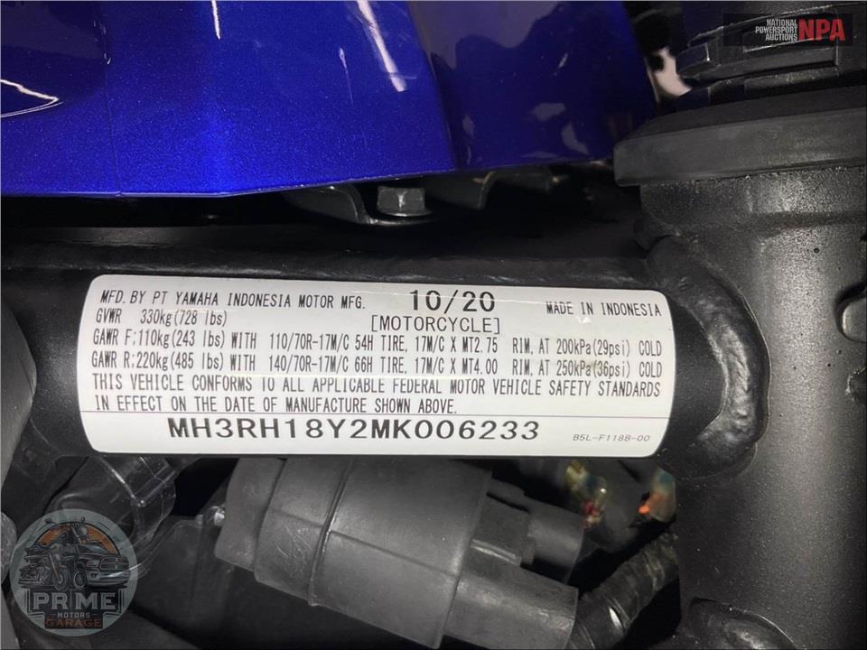 2021 Yamaha YZF-R3 MONSTER ENERGY MOTOGP — фото 28
