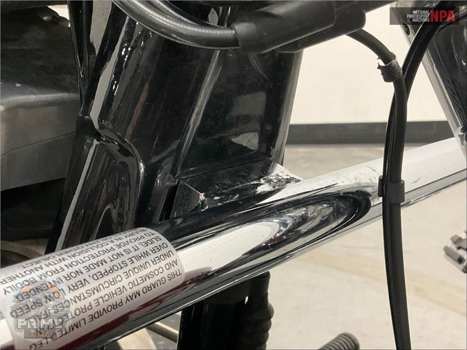 2015 Harley-Davidson FLD-103 DYNA SWITCHBACK — фото 12