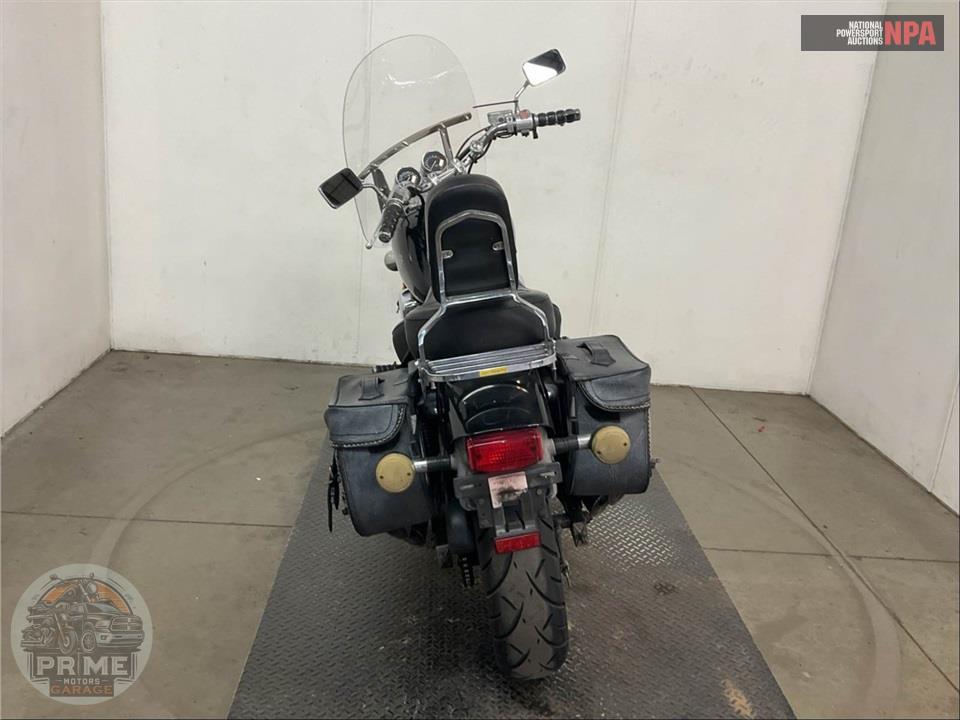 2002 Honda VF750C2 MAGNA — фото 4
