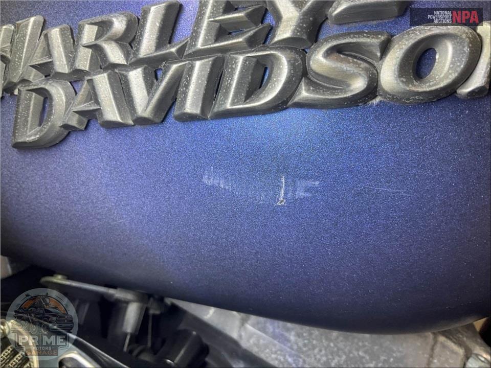 2010 Harley-Davidson FXDB DYNA STREET BOB — фото 21