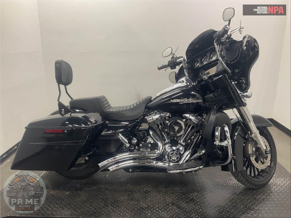 2014 Harley-Davidson FLHXS STREET GLIDE — фото 1
