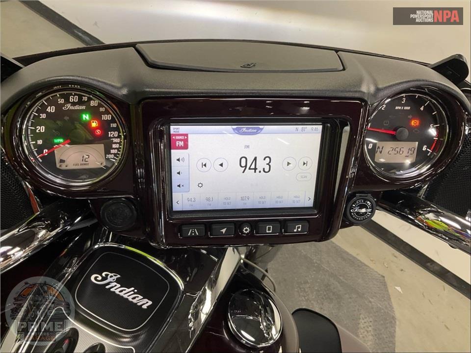 2021 Indian Motorcycle ROADMASTER LIMITED — фото 5