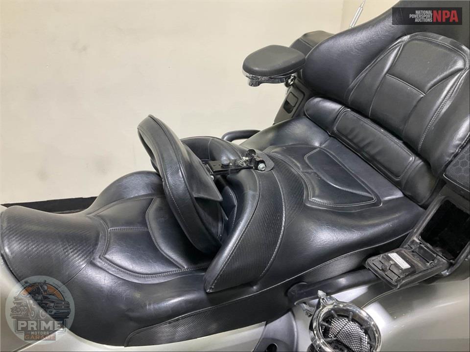 2005 Honda GL18005 GOLDWING — фото 42