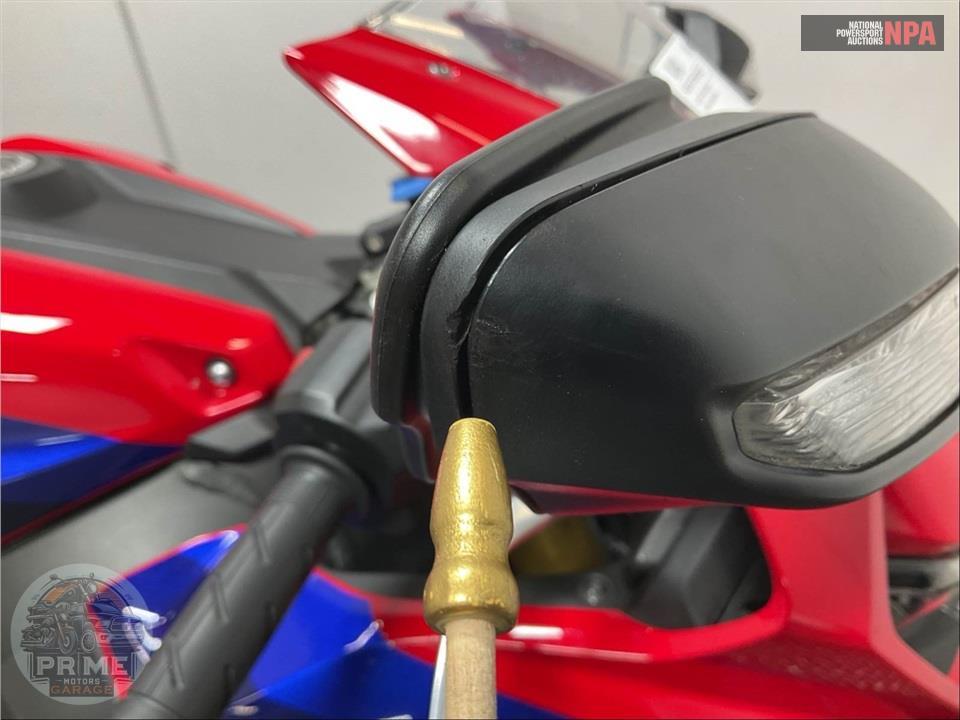 2022 Honda CBR1000RR — фото 21
