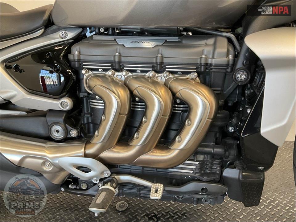 2023 Triumph ROCKET 3 R (TWO-TONE) — фото 6