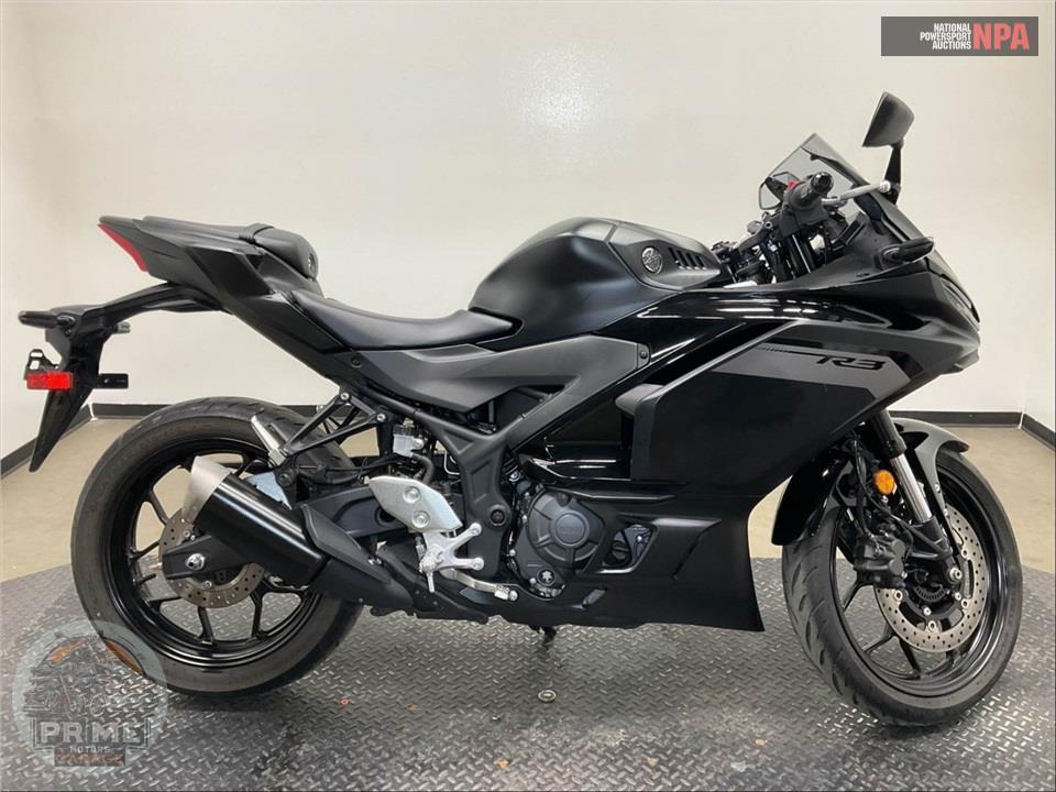 2025 Yamaha YZF-R3 — фото 1