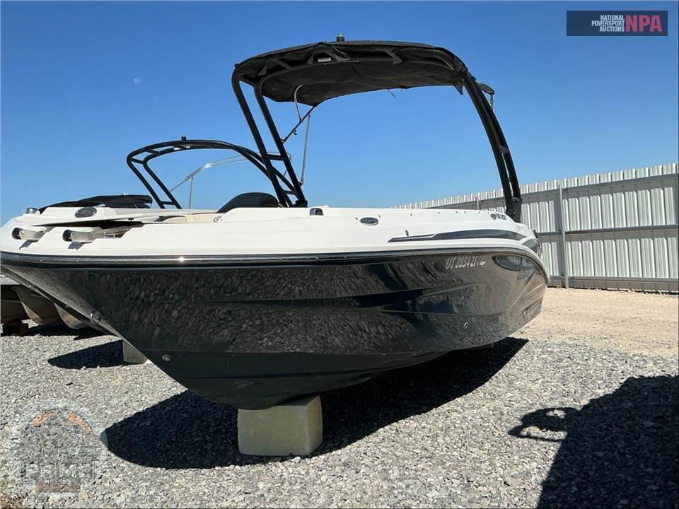 2024 Hurricane Boat SS 205 SUNDECK SPORT SERIES L=21/E=1 250HP MERC SD — фото 2