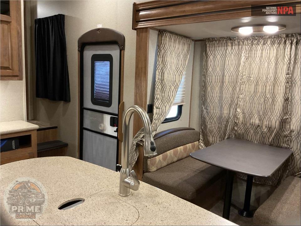 2018 Keystone Rv M-367 BH - LAREDO FIFTH WHEEL SERIES — фото 8