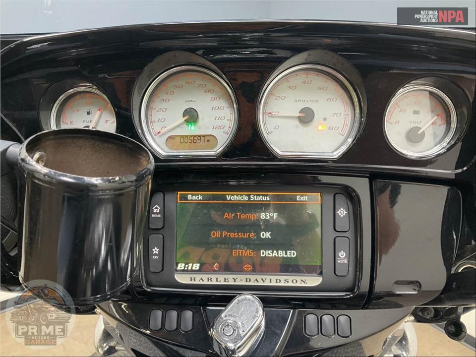 2017 Harley-Davidson FLHXS STREET GLIDE SPECIAL — фото 5