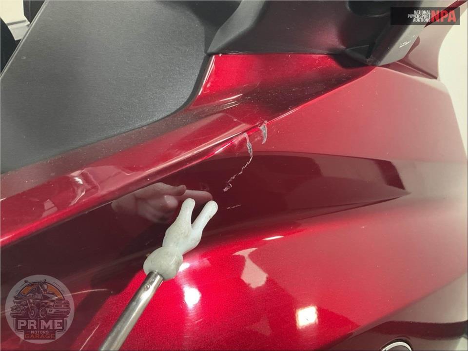 2018 Honda GL1800 GOLDWING TOUR (RED) — фото 15