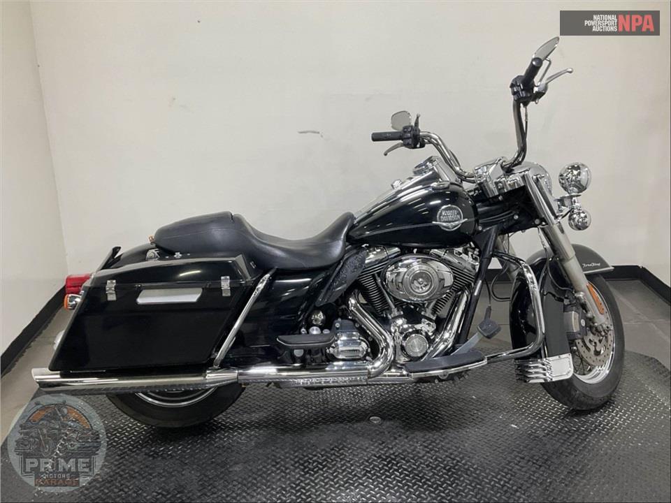 2010 Harley-Davidson FLHRC ROAD KING CLASSIC — фото 1