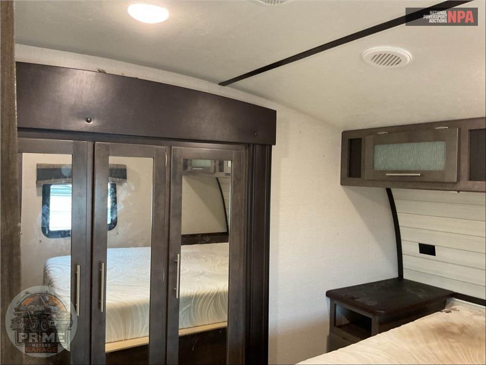 2019 Crossroads Rv M-29 SI - CRUISER AIRE FIFTH WHEEL SERIES — фото 12