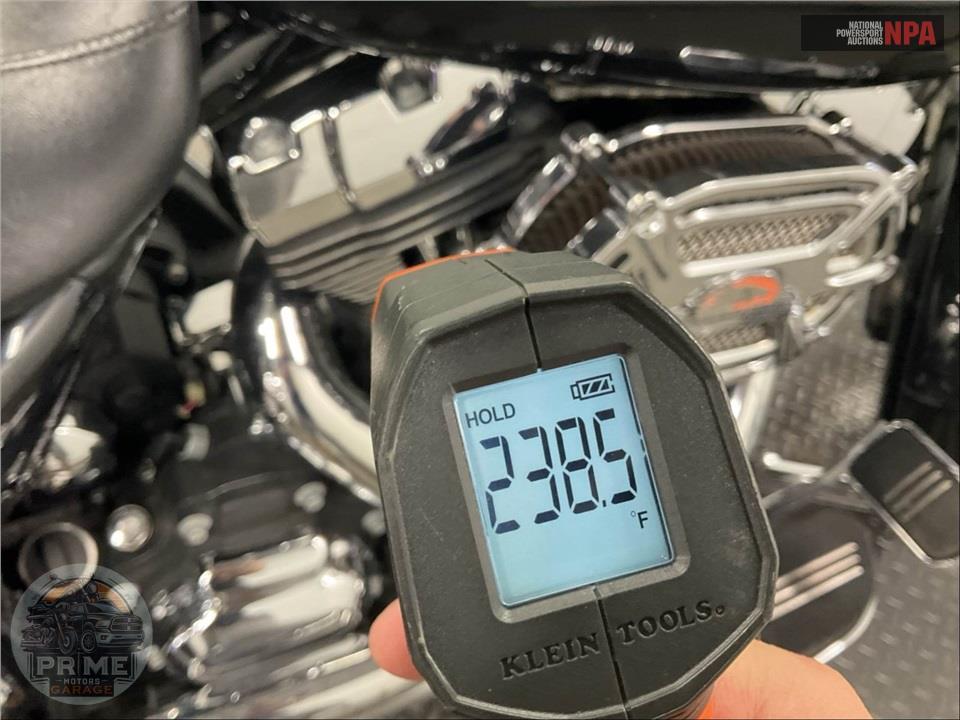 2015 Harley-Davidson FLHXS STREET GLIDE SPECIAL — фото 8