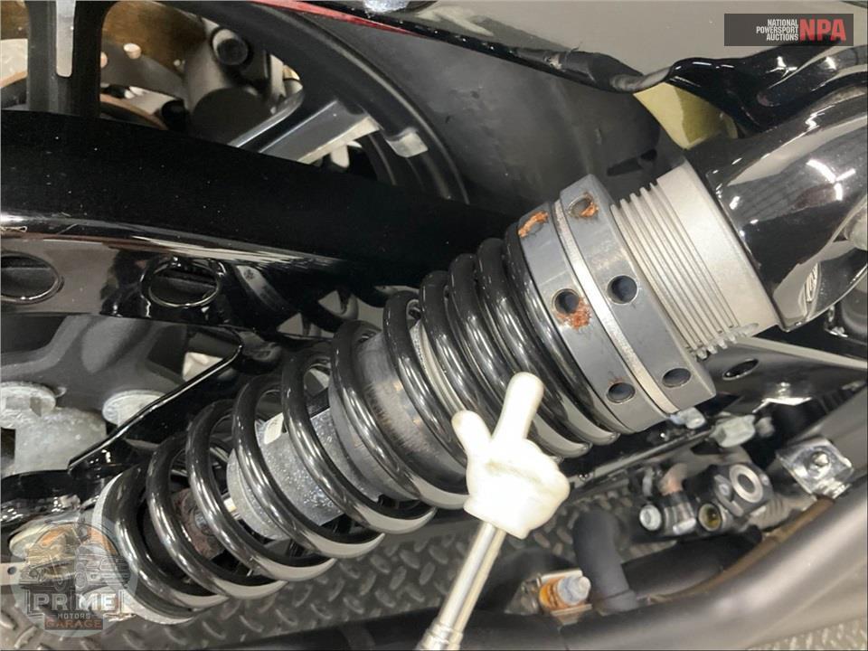 2016 Harley-Davidson XL883N IRON — фото 21