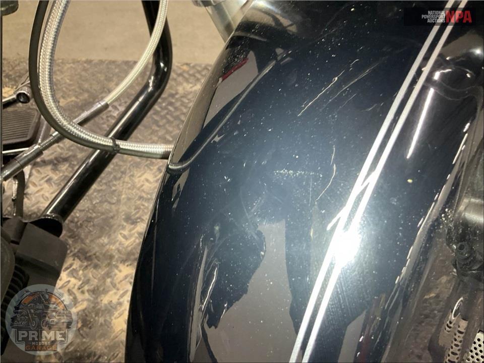 2011 Harley-Davidson FLHRC ROAD KING CLSC — фото 14