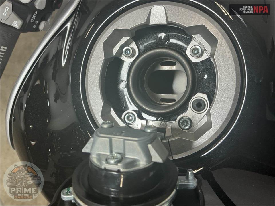 2025 Kawasaki Z900 ABS — фото 11