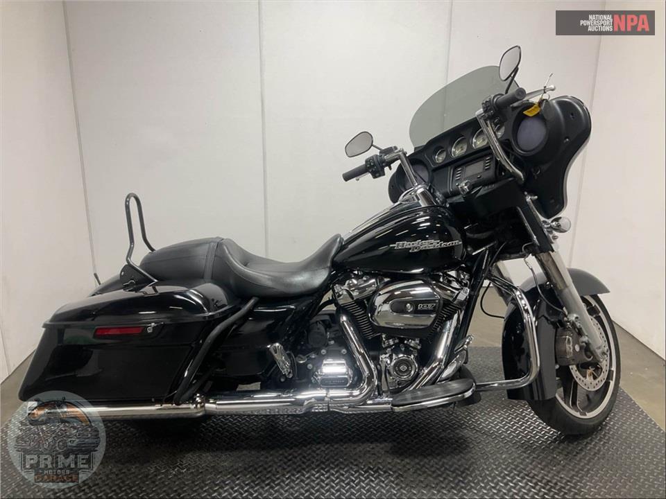 2018 Harley-Davidson FLHX STREET GLIDE — фото 1