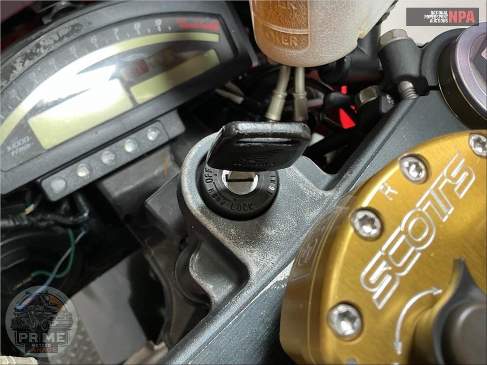 2001 Honda RVT1000R1 RC51 — фото 11