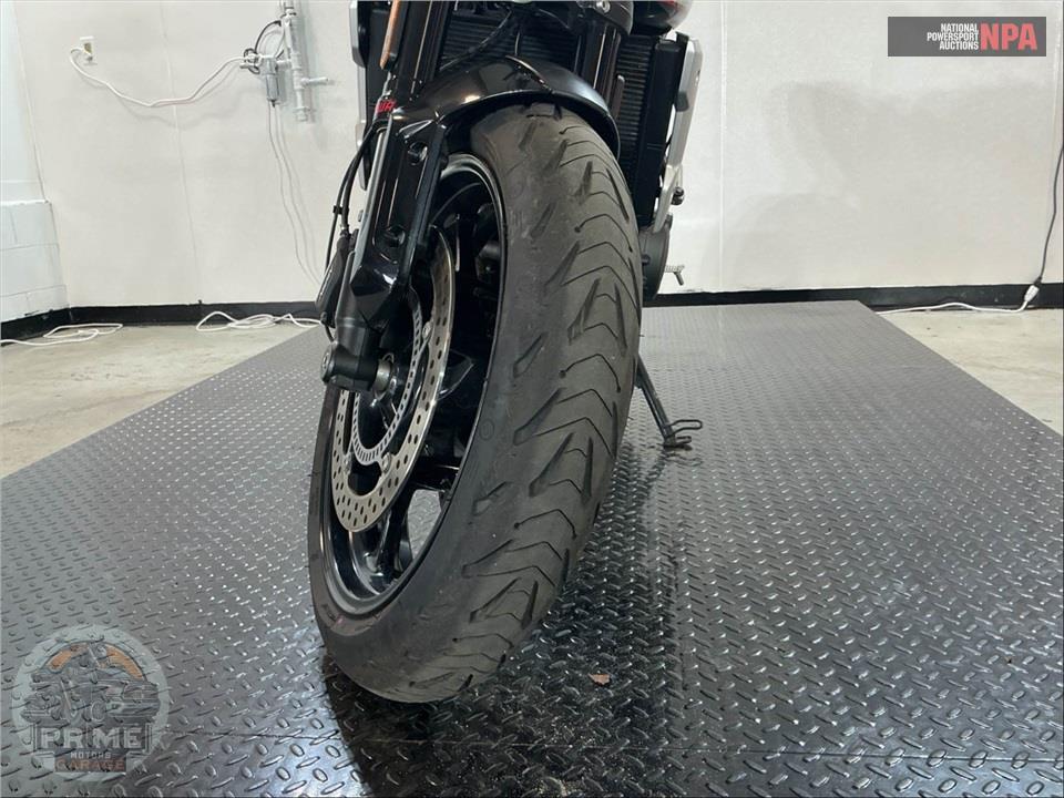 2023 Triumph TRIDENT (BLACK) — фото 17