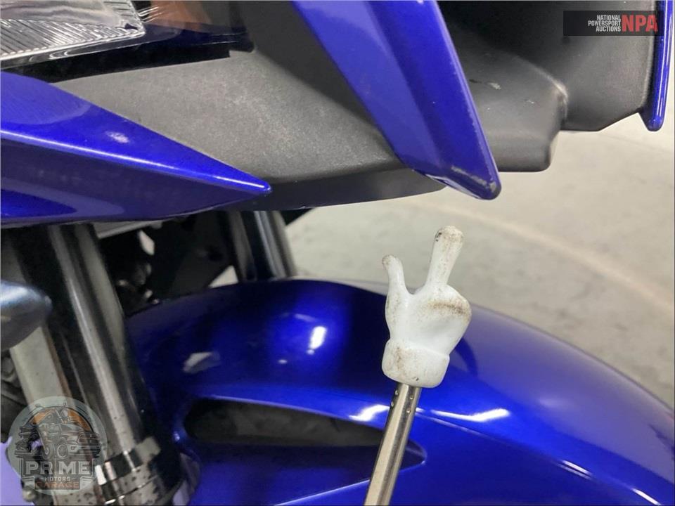 2024 Yamaha YZF-R3 — фото 15