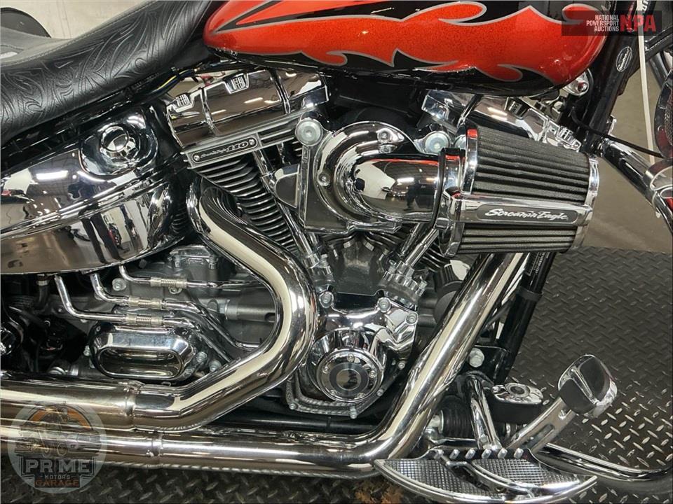 2014 Harley-Davidson FXSBSE CVO BREAKOUT — фото 6