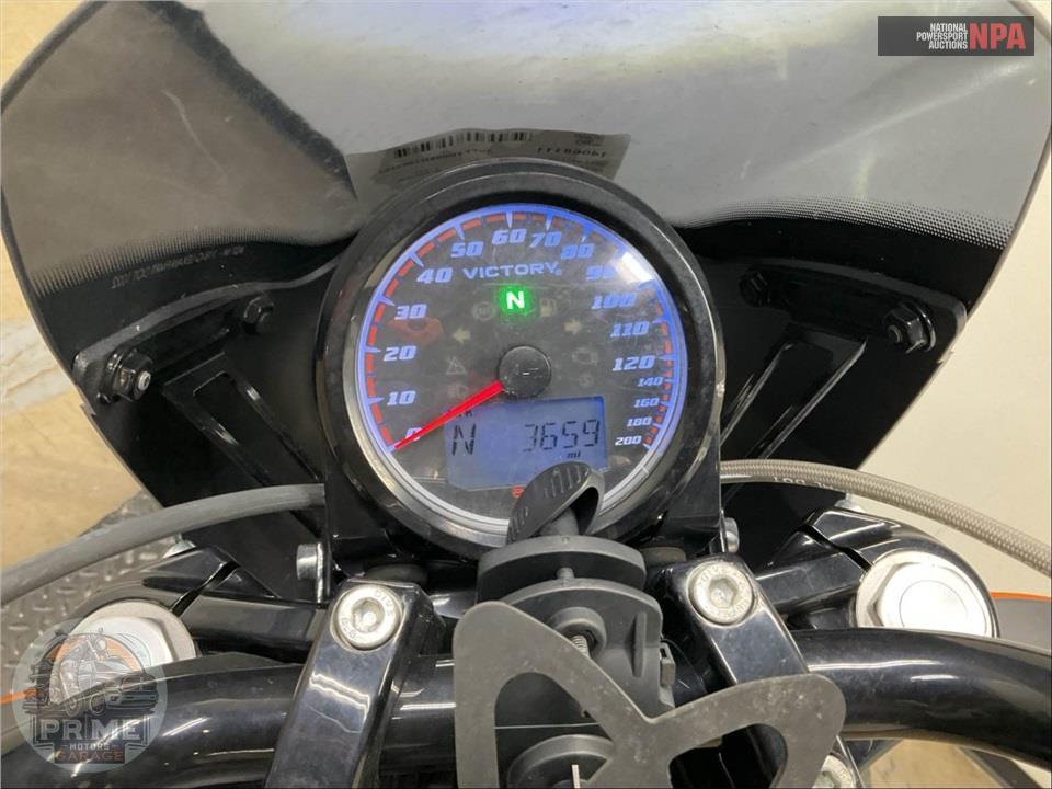 2017 Victory Motorcycles OCTANE — фото 5