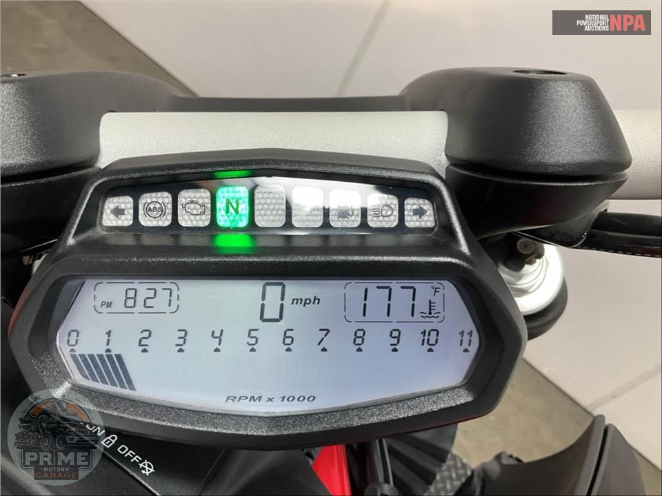 2013 Ducati DIAVEL CARBON — фото 8