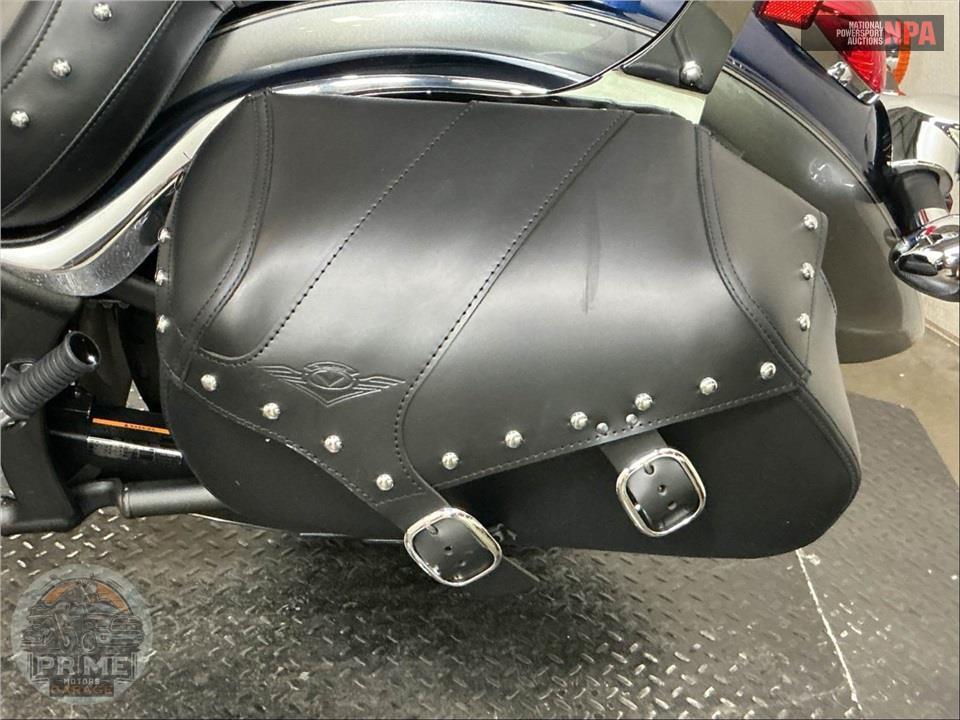 2025 Kawasaki VULCAN 900 CLASSIC LT — фото 18