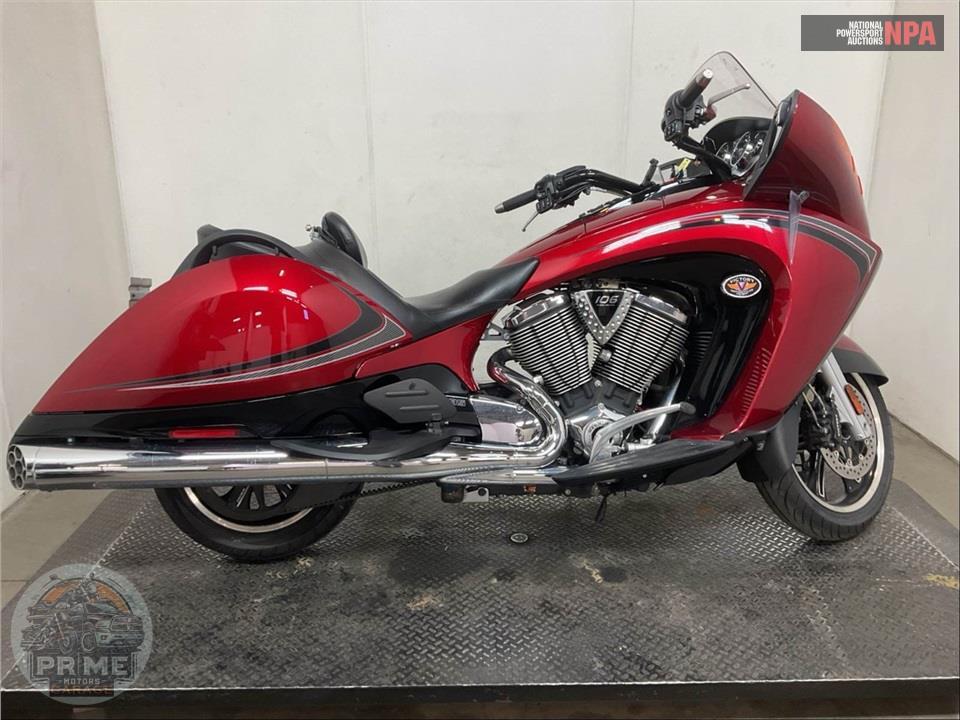 2012 Victory Motorcycles VISION TOUR 2-TONE — фото 1