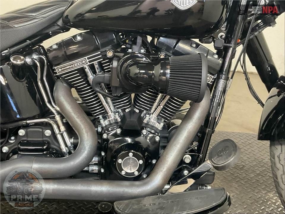 2017 Harley-Davidson FLSS SOFTAIL SLIM S — фото 6