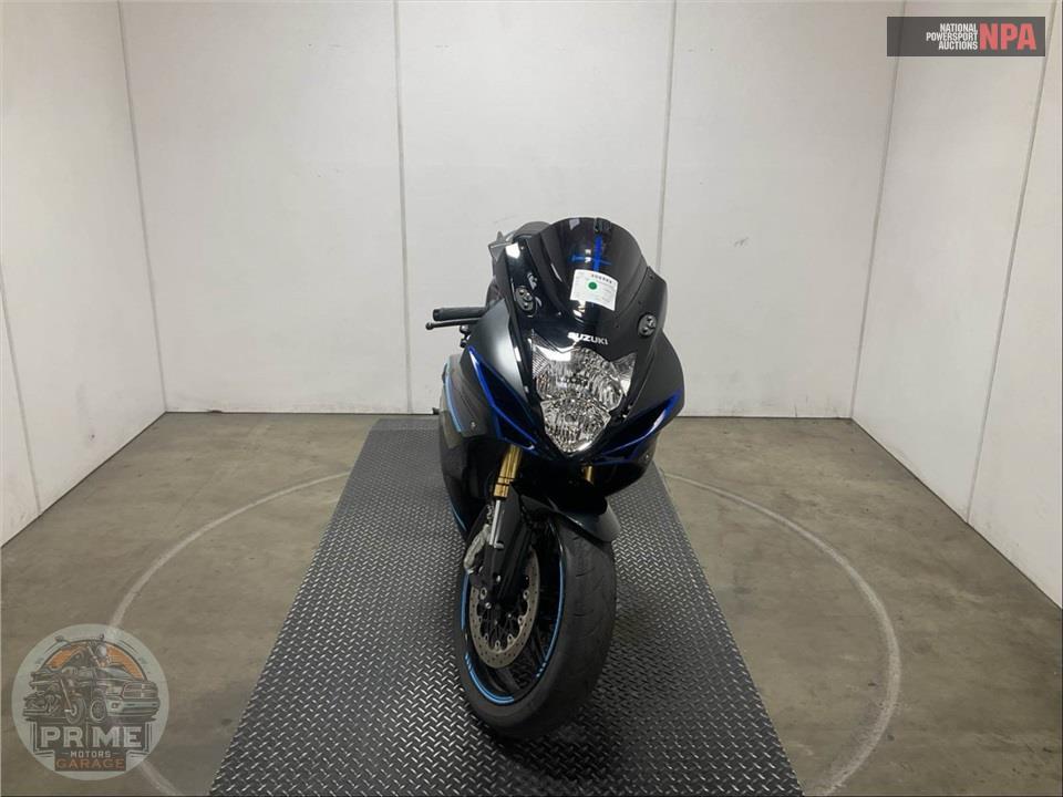 2024 Suzuki GSX-R750M4 — фото 2