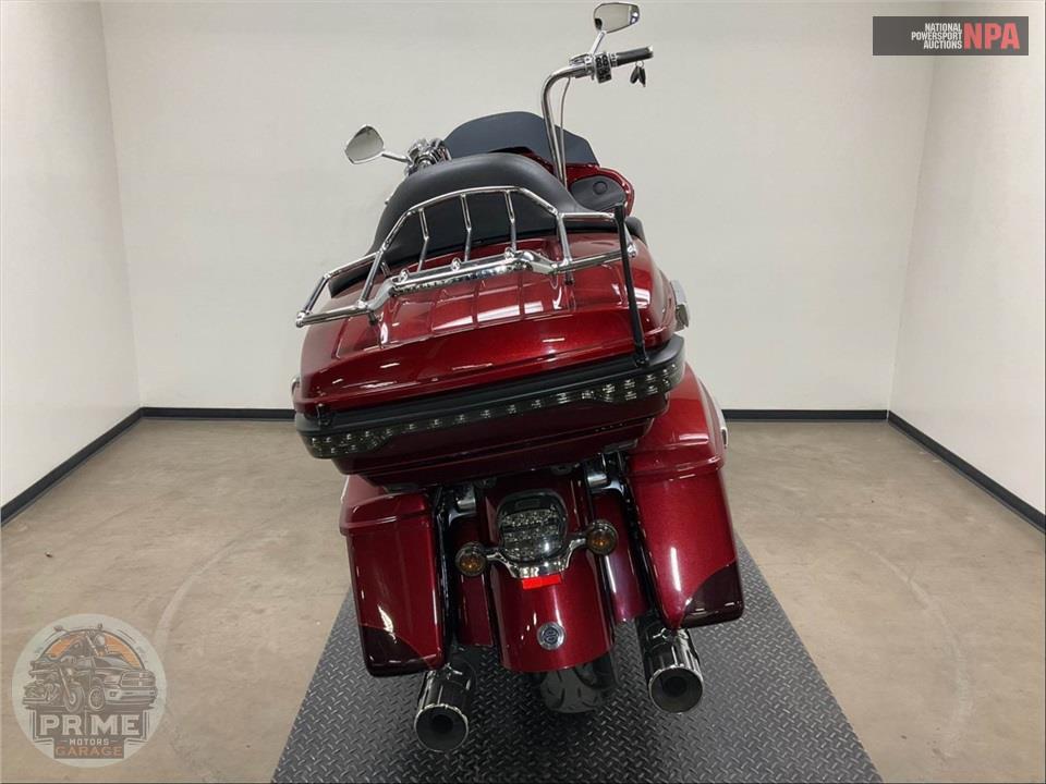 2015 Harley-Davidson FLTRUSE CVO ROAD GLIDE ULTRA — фото 4