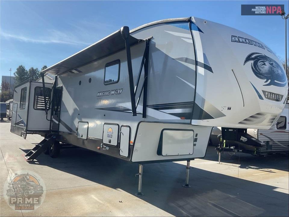 2022 Cherokee By Forest River M-3660SUITE ARCTIC WOLF FIFTH WHEEL SERIES — фото 1