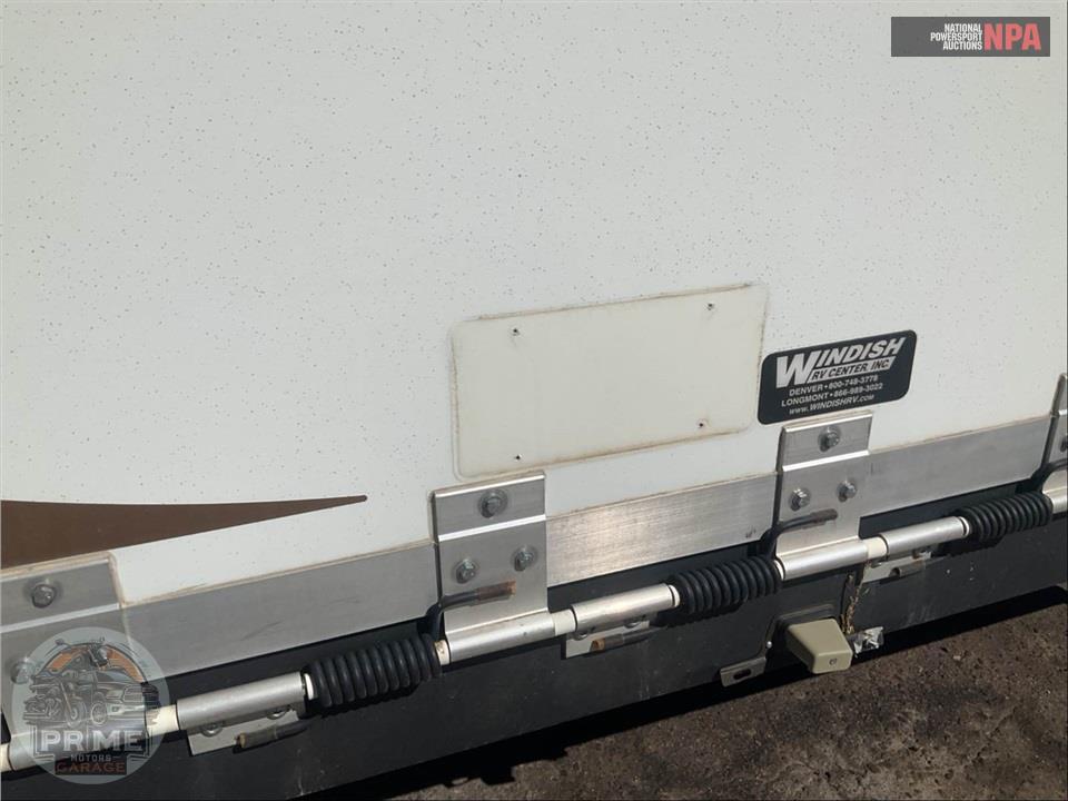 2015 Rubicon M-2500 - TOY HAULER SERIES — фото 31