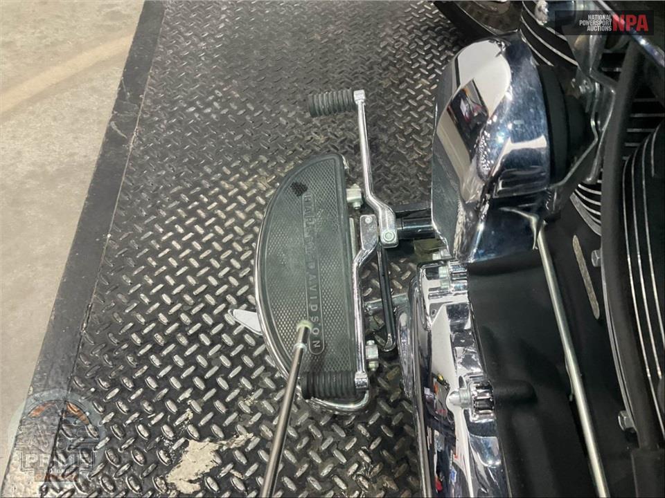 2014 Harley-Davidson FLSTC HERITAGE SOFTAIL CLASSIC — фото 28