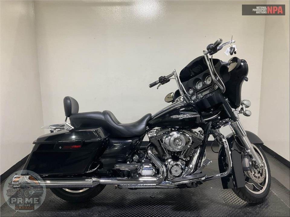 2013 HARLEY-DAVIDSON FLHX STREET GLIDE