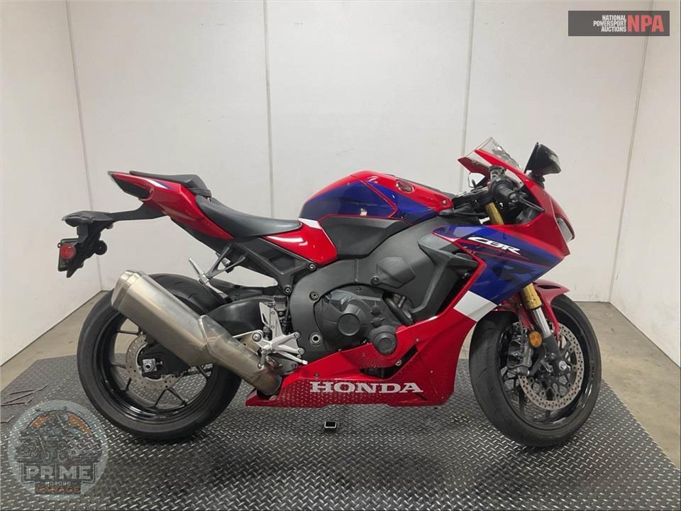 2023 Honda CBR1000RR — фото 1