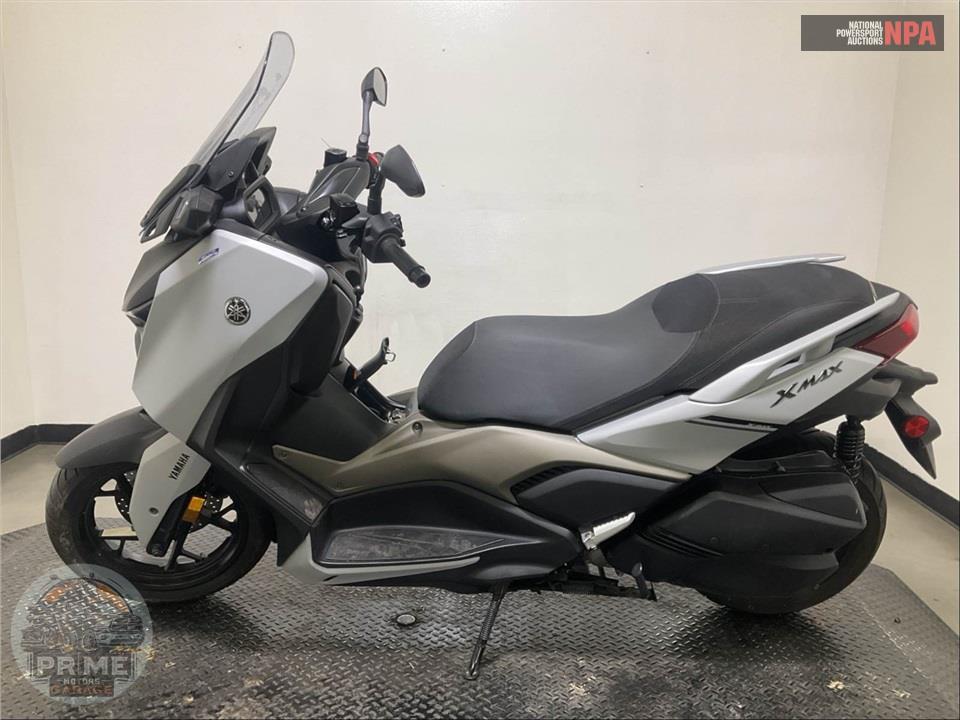 2024 Yamaha XMAX — фото 3