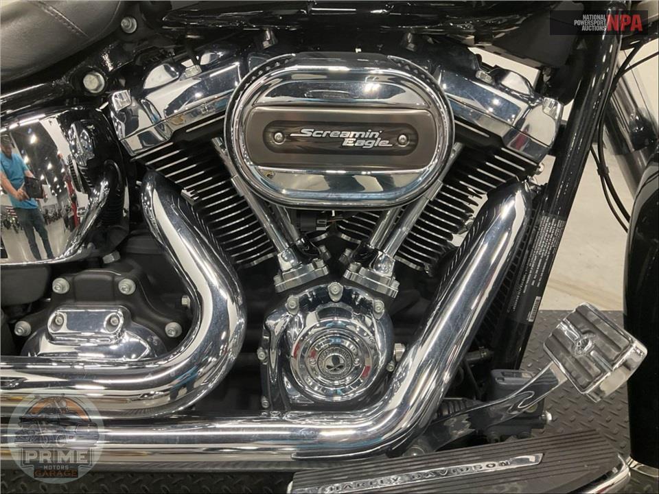 2020 Harley-Davidson FLHC HERITAGE CLASSIC — фото 6
