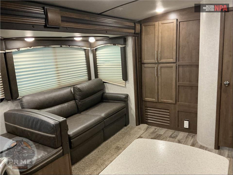 2019 Keystone Rv M-34 TSB COUGAR SERIES — фото 9