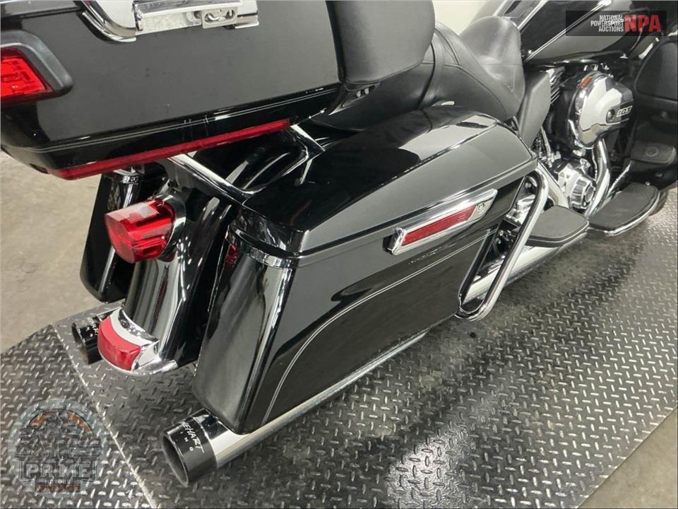 2016 Harley-Davidson FLTRU ROAD GLIDE ULTRA — фото 25