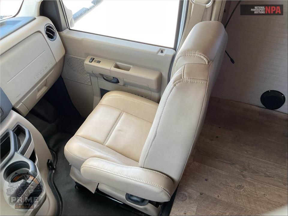 2018 Jayco M-31 XL FORD E450 REDHAWK SERIES — фото 16