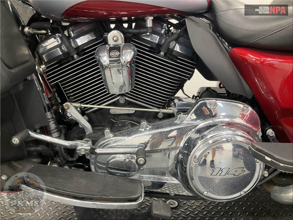 2019 Harley-Davidson FLHTCUTG TRI GLIDE ULTRA — фото 7