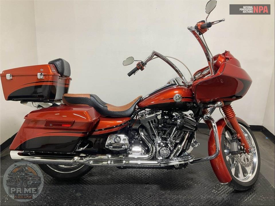 2011 Harley-Davidson FLTRX ROAD GLIDE CUSTOM — фото 1