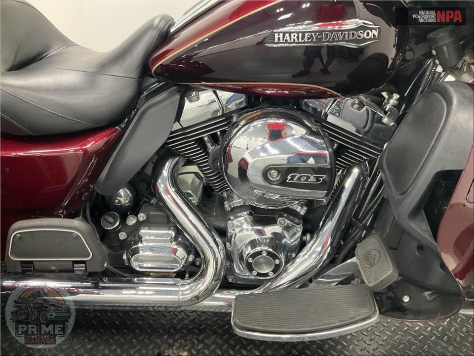 2014 Harley-Davidson FLHTCUTG TRIGLIDE ULTRA CLASSIC — фото 6