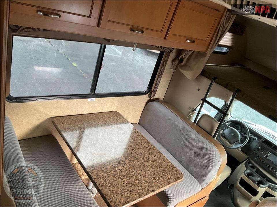 2016 Thor Motor Coach M-22FE E450-V10 - FREEDOM ELITE SERIES — фото 8