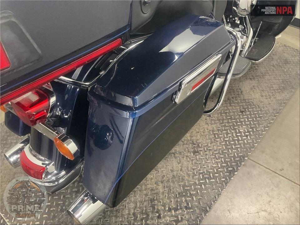 2013 Harley-Davidson FLHTK ELECTRA GLIDE UL LI — фото 17