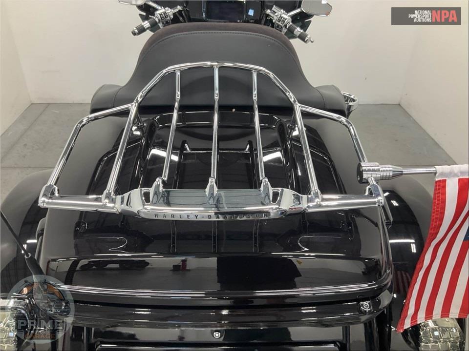 2022 Harley-Davidson FLHTCUTGSE CVO TRI GLIDE — фото 18